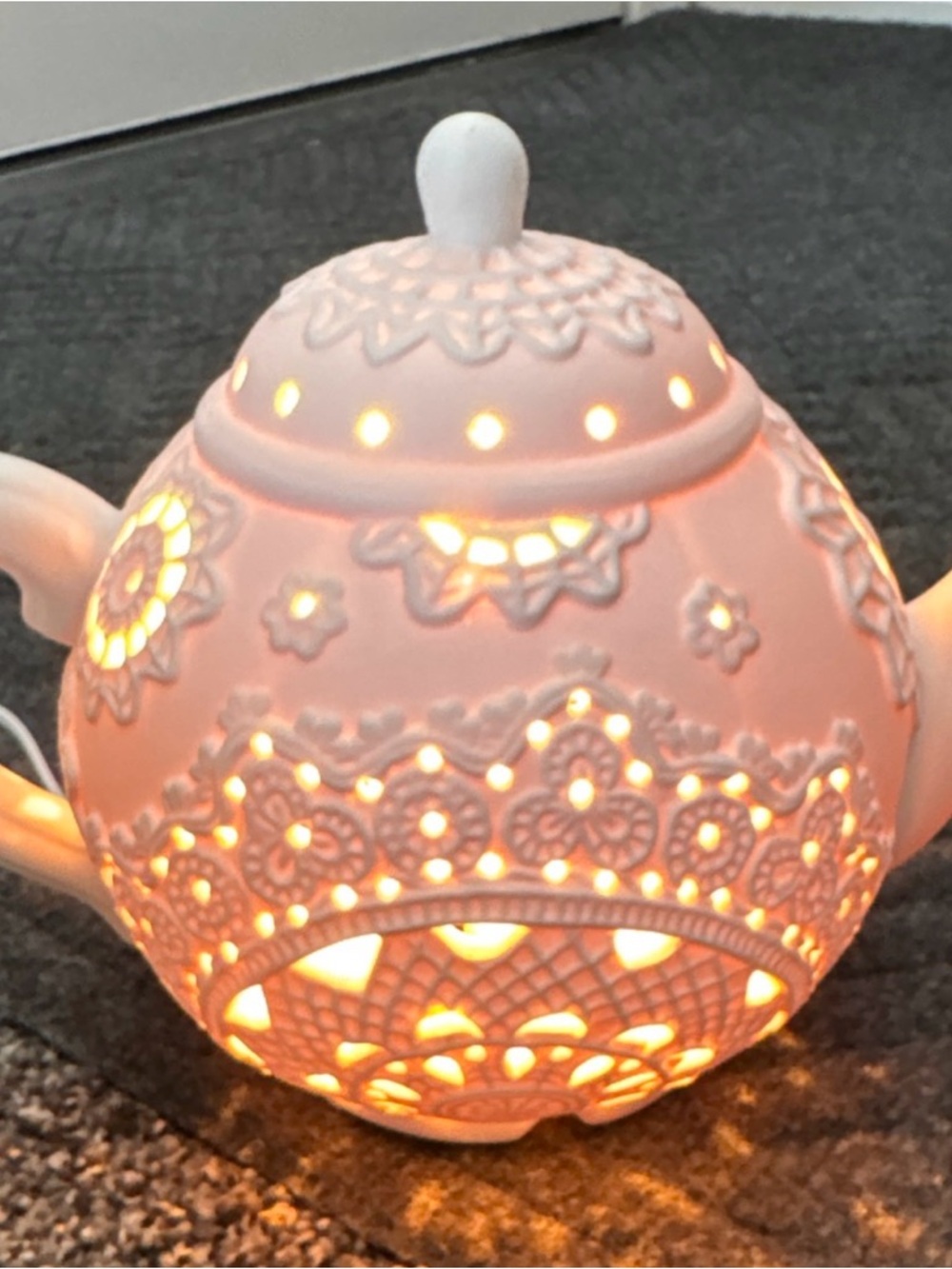 Cracker Barrel Plug in Teapot Accent Lamp - New - Picture 3 of 5